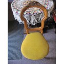 židle s čalouněným sedákem